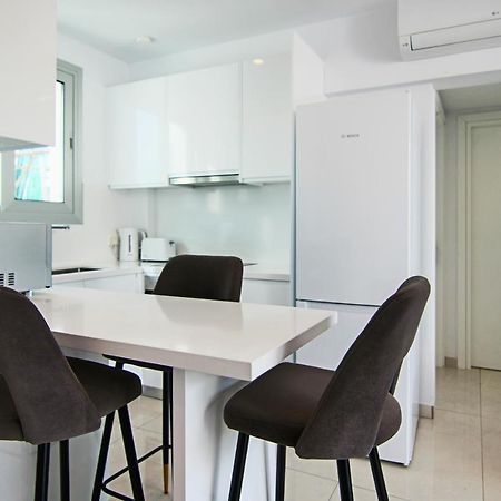 Phaedrus Living - Seaside Executive Flat Harbour 208 Leilighet Paphos Eksteriør bilde